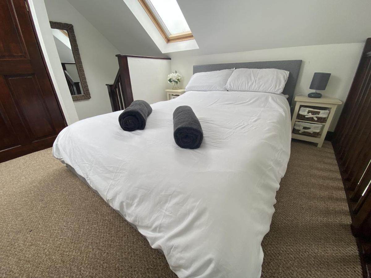 The Stables - Detached Cottage With Private Garden & Hot Tub St Austell Dış mekan fotoğraf